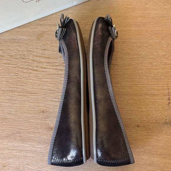 Coach Caper Soft Metallic Leather Ballet Flats size 9 - Picture 5 of 14